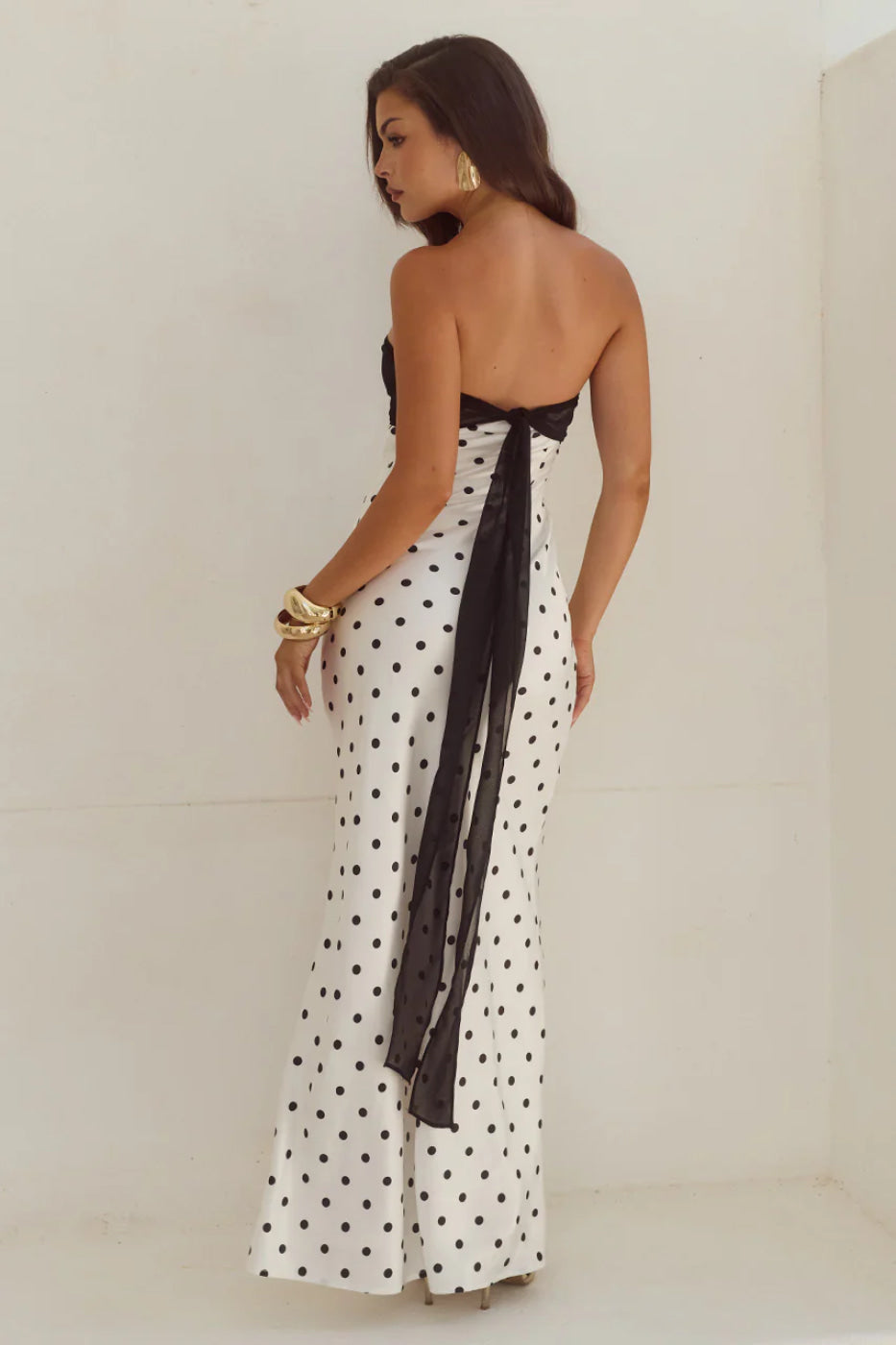 Runaway The Label Kadie White/Black Off Shoulder Maxi Dress